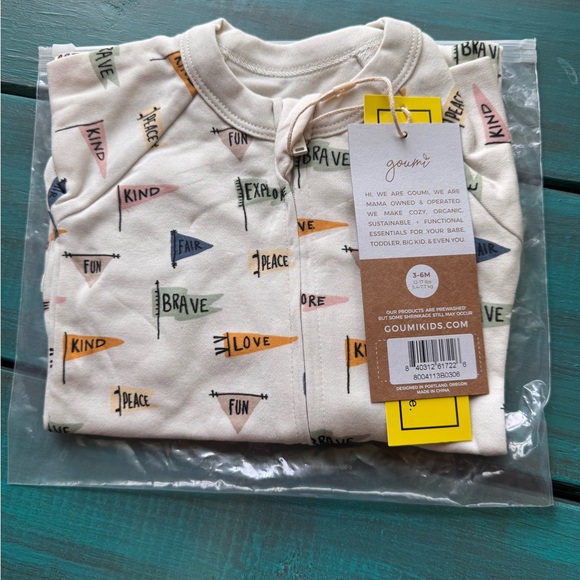 Goum Kids Cream Graphic Two Way Zippy - Picture 1 of 3